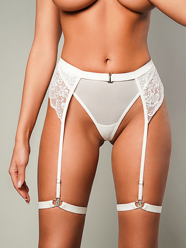 Women's panties with belt and garters